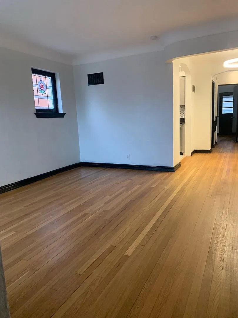 6420-6422 Hampton Ave. — Photo 3
