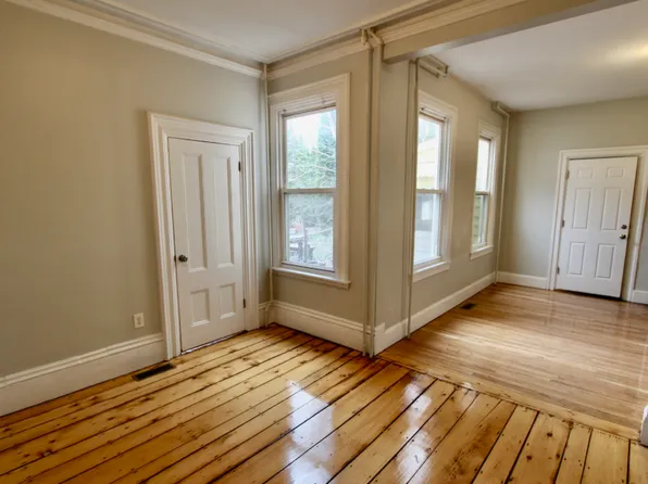 127 Saratoga St #1, Boston, MA 02128