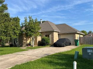 28485 Rosedust Ln, Ponchatoula, LA 70454