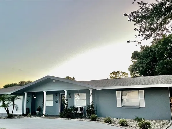 235 Cypress Way W, Naples, FL 34110