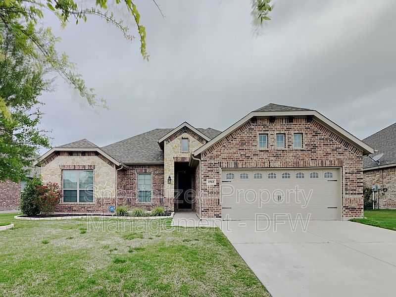 1st image of 1583 Country Crest Dr