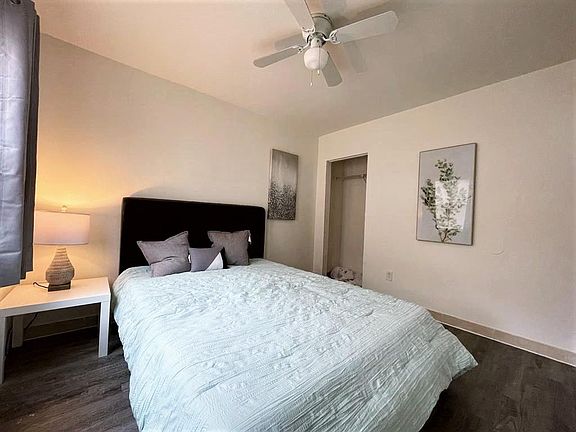 4th image of 560 NW 7th St APT 315