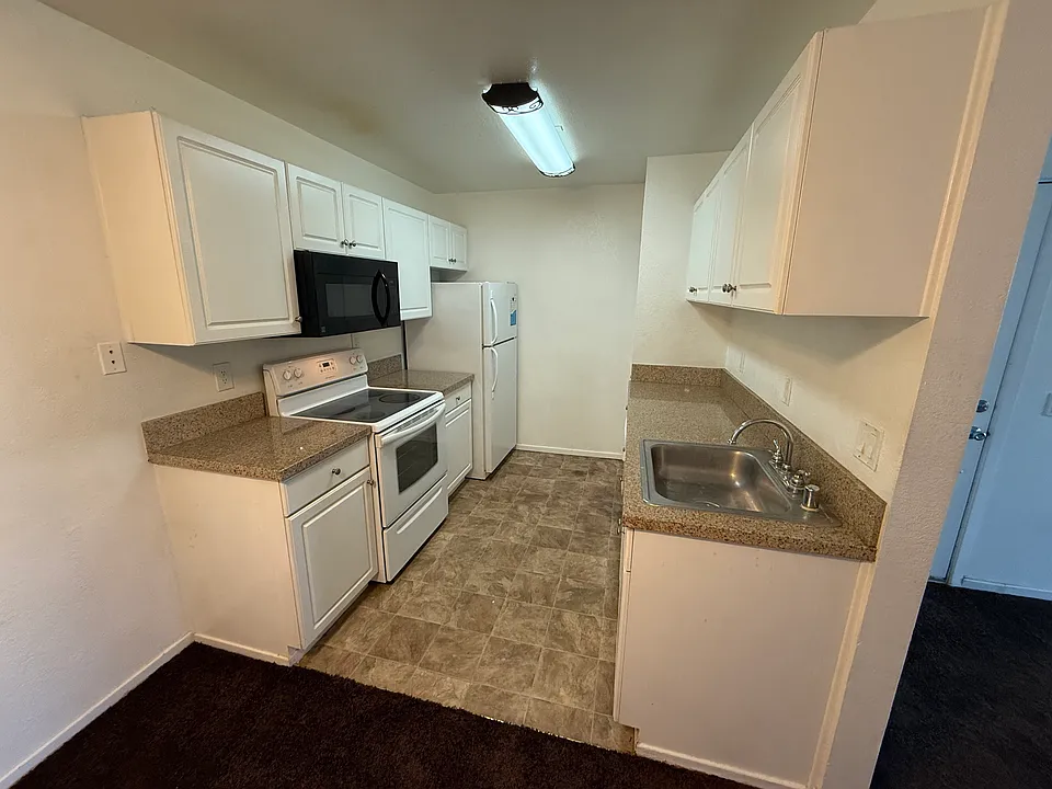 1265 Kendall Dr #1011