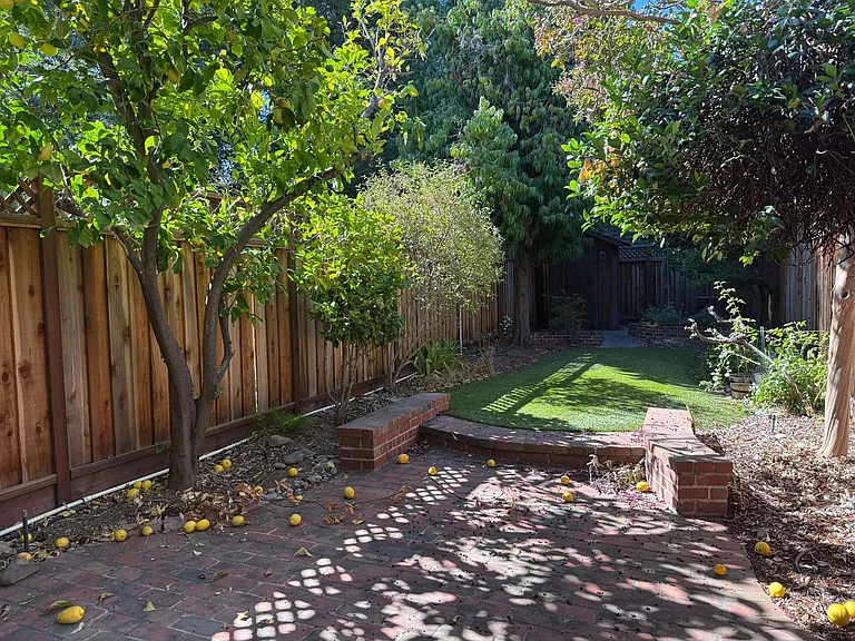 666 W Sunnyoaks Ave — Photo 13