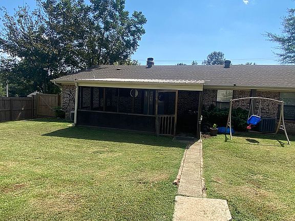5th image of 1903 Miller Ave