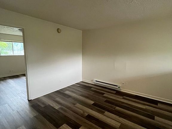 5th image of 317 Nix Dr APT 9