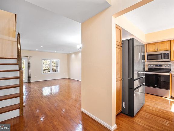5th image of 7857 Heatherton Ln