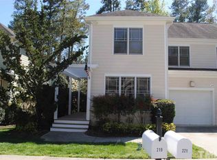 219 Bluefield Rd, Chapel Hill, NC 27517