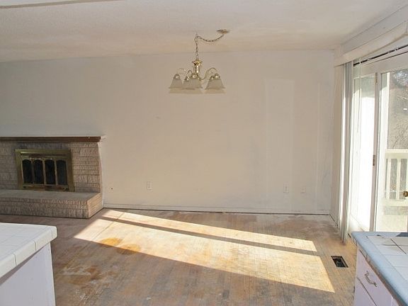 4th image of 19010 E Nixon Ave