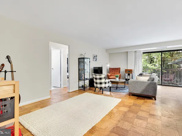 575 Thayer Ave APT 205, Silver Spring, MD 20910