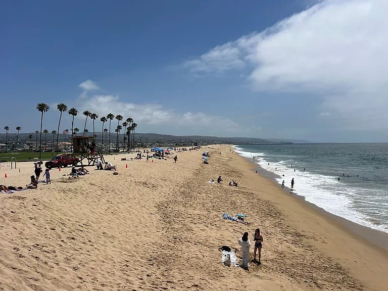 1505 E Balboa Blvd #B — Photo 8