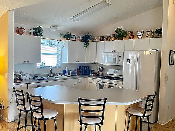 3rd image of 16820 SE 96th Chapelwood Cir