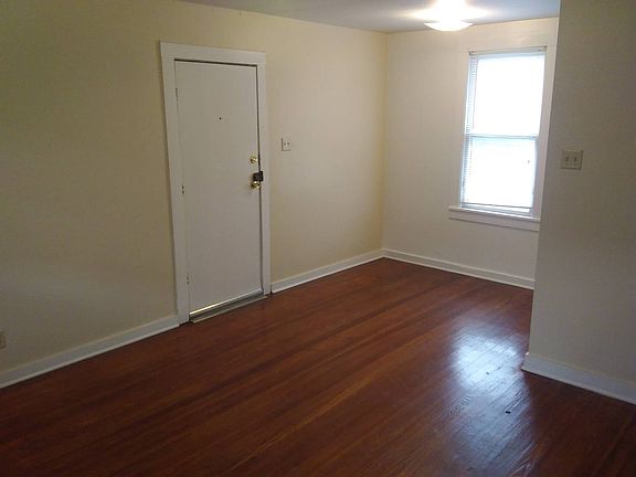 2nd image of 221 W Magnolia Ave #4