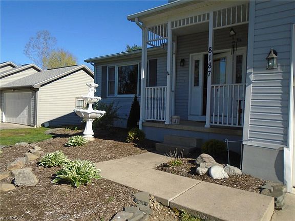 3rd image of 8187 Clover Ln