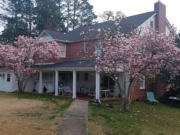 2nd image of 109 Hillcrest Dr