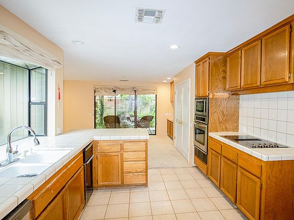 5th image of 11382 Buckeye Hill Ct