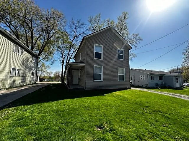 313 Myrtle Ave