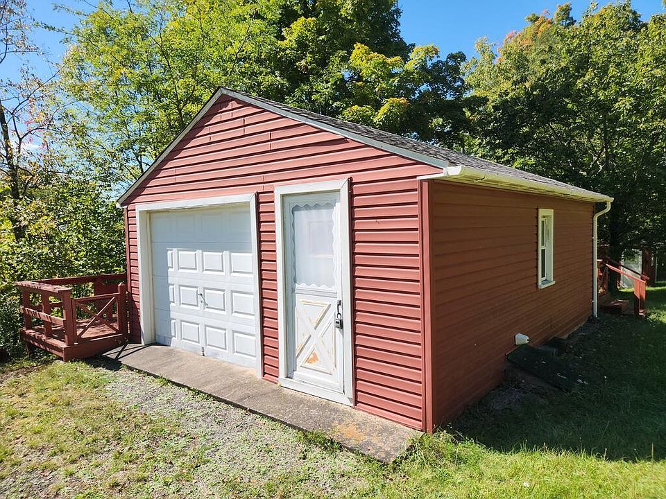 1st image of 1083 Fairman Rd