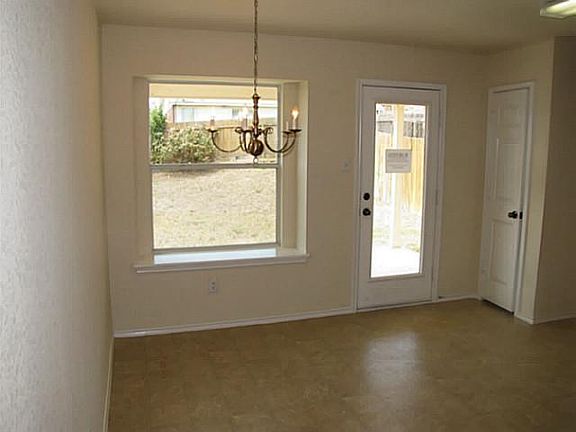 5th image of 1813 Golden Sunrise Ln