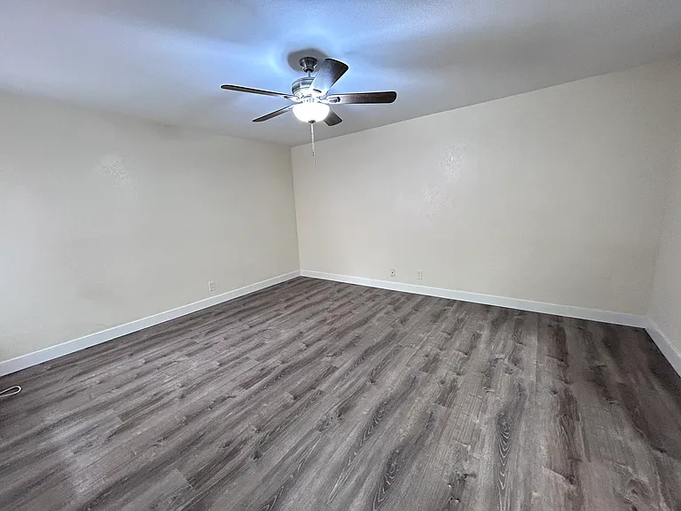 4070 Marlborough Ave #3 — Photo 2