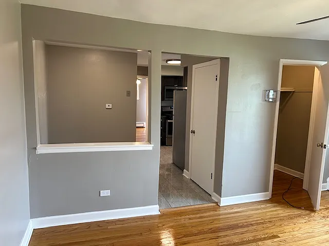 1 bed, 750 sqft, $1,400 — Photo 3