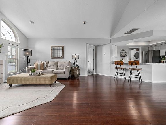 4th image of 3852 Sandstone Cir