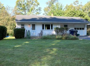 98 Oak Ter, Durham, CT 06422