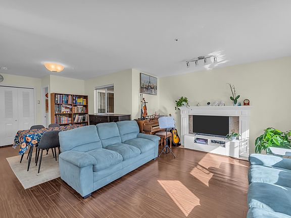 5th image of 8419 Osler St