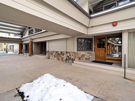 2nd image of 1670 Deer Valley Dr N