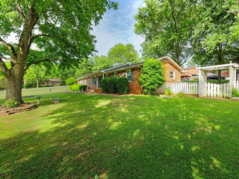 616 Angela Cir, Goodlettsville, TN 37072 | Zillow