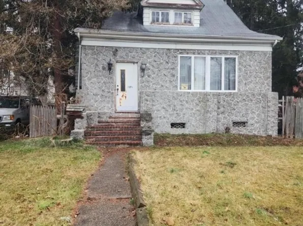 122 Poplar Ave, Hackensack City, NJ 07601