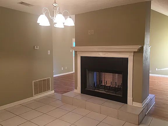 3rd image of 7033 Red Bud Ln