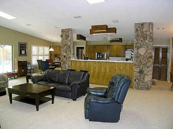 4th image of 500 Whistler Dr