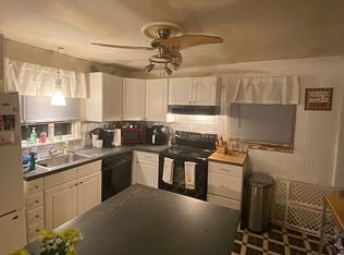 2478 Willow Ave, Niagara Falls, NY 14305