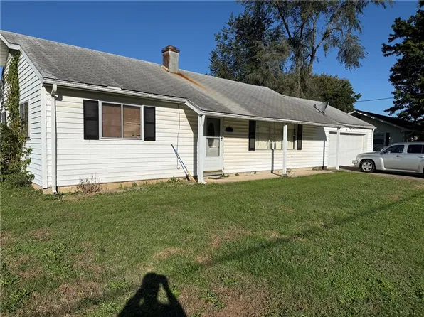 705 Charles St, Trenton, OH 45067