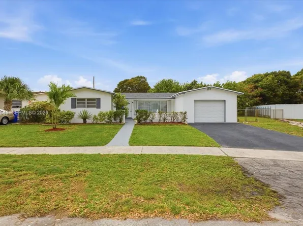 7150 SW 5th Ct, Pembroke Pines, FL 33023