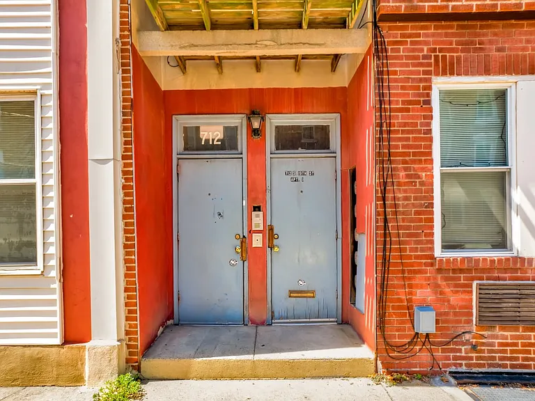 712 S 19th St #1 — Photo 13