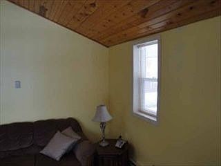 4th image of 48644 Alder Dr