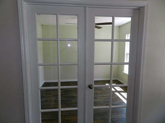 4th image of 8329 NW 54th Ter