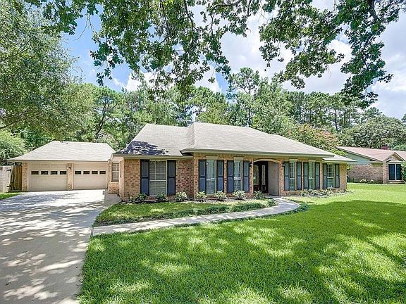 2nd image of 14118 W Cypress Forest Dr
