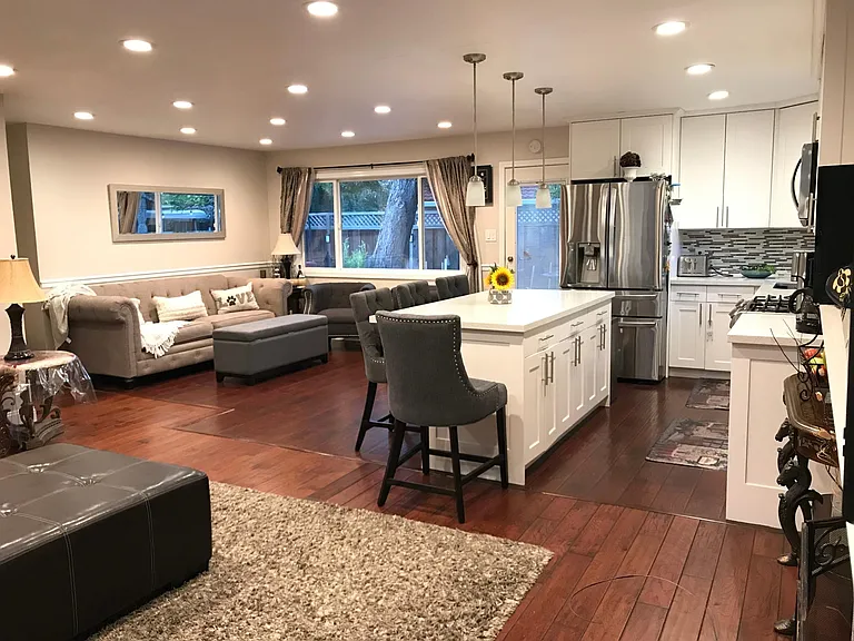 5543 Michigan Blvd — Photo 9