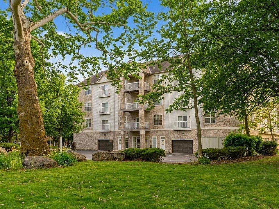 1st image of 2245 Riverside Dr #412