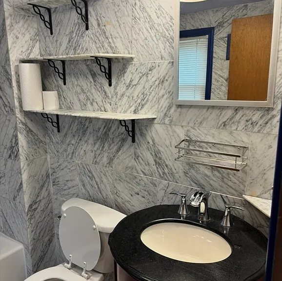 18 Tremont St #2 — Photo 7
