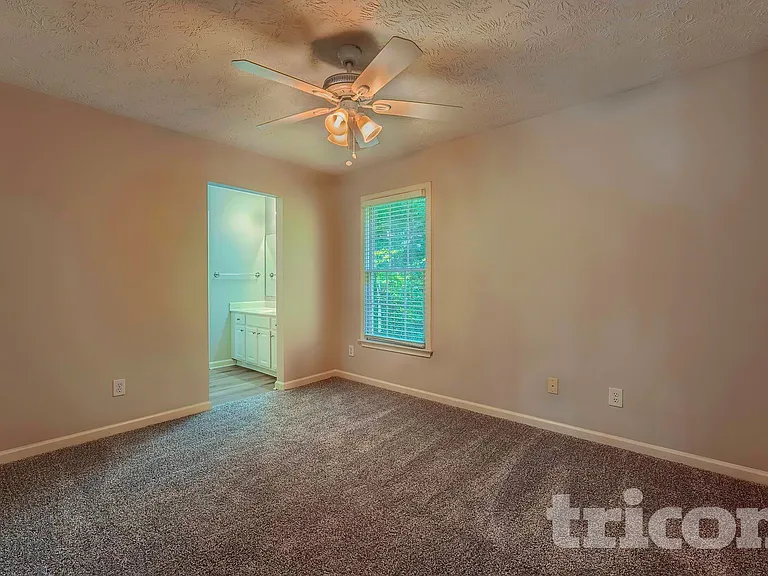 3433 Palm Cir NW — Photo 15