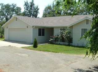 1045 Hawthorne Ave, Redding, CA 96002