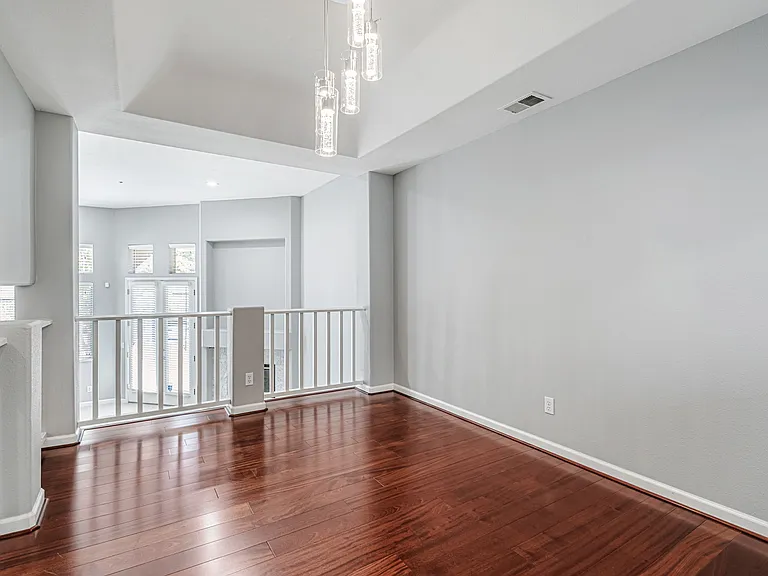 1103 Emerald Bay Ln — Photo 11