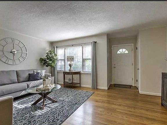4th image of 7506 Grand Ave