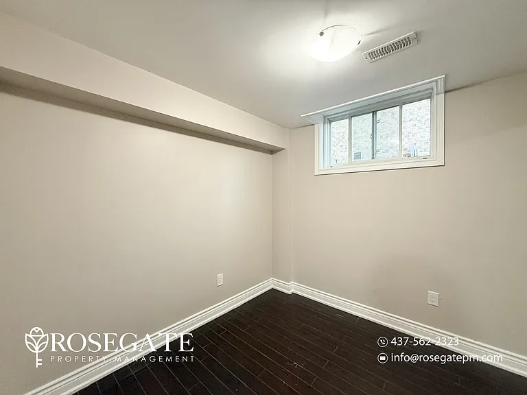 2565 Bridle Rd S #2 — Photo 8