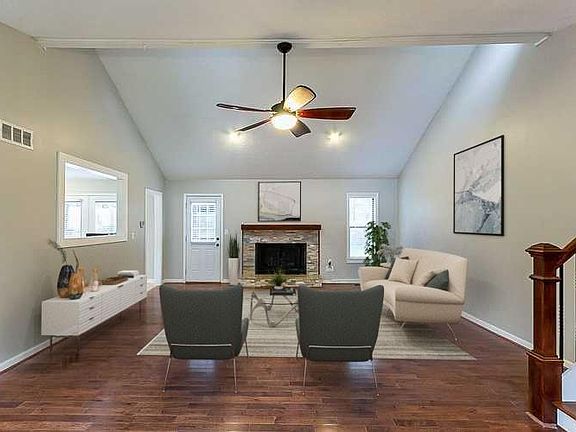 2nd image of 4650 Mossburg Ct NE