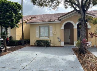 Mowry Villas, Homestead, FL 33030
